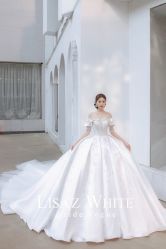 -Renee芮亦婚纱(原丽莎)