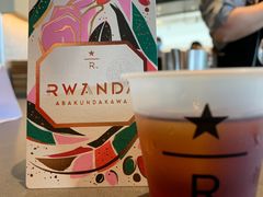 -星巴克臻选(上海合生汇1F店)