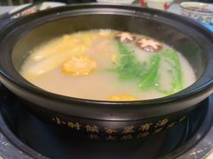 竹笙王猪肚鸡-顺德公广东猪肚鸡·煲仔饭(白石洲店)