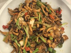 -鑫巴蜀小镇 · 水煮鱼专研店(玉桥店)