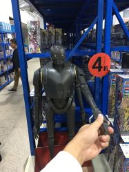 -逝水玩具折扣店