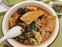 -丽丽三鲜螺蛳粉(田林路店)