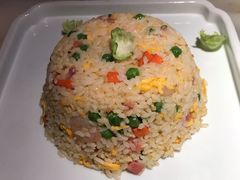 招牌虾仁酸菜炒饭-桂满陇天书(南京德基旗舰店)