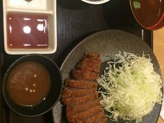 -牛カツ京都勝牛(河原町蛸薬師店)