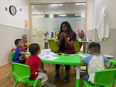 -i2青少儿英语(爱加星悦荟店)