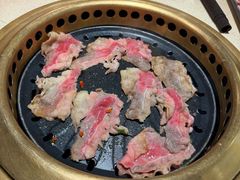 -蚂蚁洞·烤肉大营地(上海静安大悦城店)