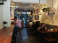 大堂-豆爺小面(朱雀店)