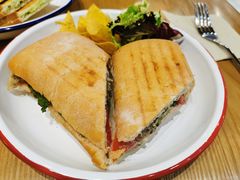 -HELLO 27 意面·沙拉·帕尼尼