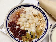 -正南齐北·老街糯米团(洪崖洞店)