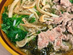 -花溪牛肉粉(八鸽岩店)