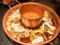 -菌自由丨野生菌火锅特色庭院餐厅(丽江古城店)