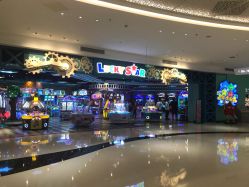 -LuckyStar幸运星家庭娱乐中心(东莞国贸店)