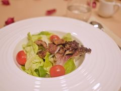 炙烤眼肉牛排沙拉-CHASE Modern Cuisine(崇宁路店)
