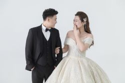 -罗马经典婚纱摄影·轻奢化定制