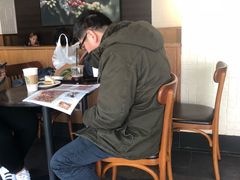 大堂-星巴克(西藏路店)