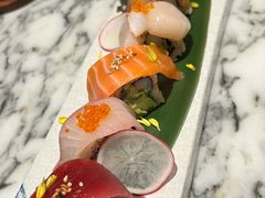 彩虹壽司卷-家贺屋刺身寿司专门店