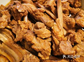 清炖溜达鸡、红烧羊排、咖喱牛肉、芝士虾仁、素炒四棱豆