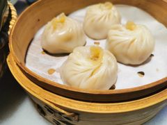 蟹粉灌汤包-京城小江南·北京烤鸭·江南土菜·白鱼(中关村店)
