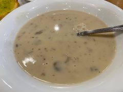 蘑菇奶油汤-萨莉亚意式餐厅(深圳北站店)