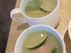 青桔柠檬茶-小鱼小牛·鱼牛干锅·脆鱼火锅(世欧广场店)