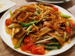 湿炒牛河-李记潮汕砂锅粥(营福路店)