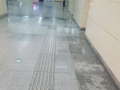 -靖江路(地铁站)
