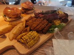 安格斯小鲜肉拼盘-龙治汉堡(中华城店)