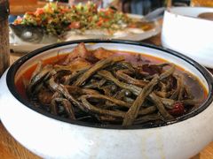 干豇豆红烧肉-无届青年餐馆(熙街店)