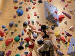 -Upper Climbing Gym 攀岩(华侨城店)