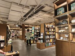 -茑屋书店(天目里店)