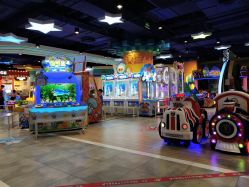 -LuckyStar幸运星家庭娱乐中心(东莞国贸店)