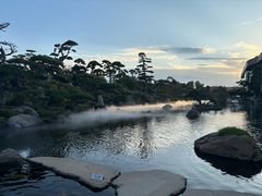 -罗红摄影艺术馆