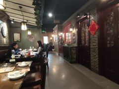-东口码头·烧鸽子·鱼头泡饼·地方菜(金鹰悦城店)
