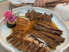 卤水狮头鹅三拼-尚一汤·粤菜海鲜(环球港店)