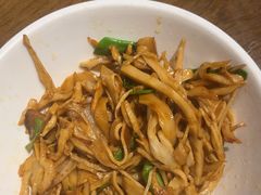 -富正毅三下锅·湘西韵味(天门山索道店)