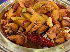 -牛一嘴·兰州牛肉面·大盘鸡(财富中心店)