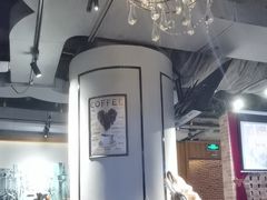 -卡普里披萨·牛扒·下午茶