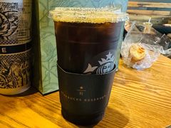 超大杯冰美式-星巴克臻选(青岛麦凯乐分店)