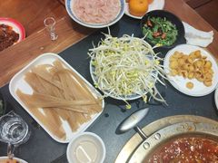 -沸炉重庆老火锅(军事博物馆店)