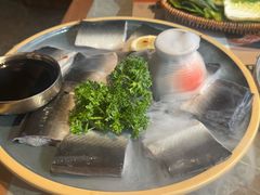 -草家酱蟹炭火烤肉店(珲春南路一店)