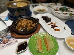 -品海楼·大连海胆锅贴馆(东港店)