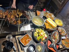 -破瓦寒窑·地摊烤羊排