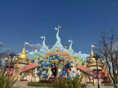 -七彩云南欢乐世界