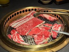-铭牛烧肉·和牛海鲜自助(高新月牙湖店)