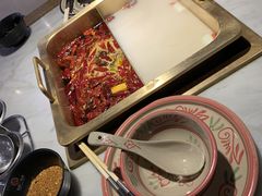 -尚尚仙·酸汤猪手·猪肚鸡火锅(华联万柳购物中心店)