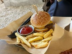 -J Create城市露营咖啡·简餐·宠物(上海动物园店)