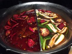 -湊湊火锅·茶憩(新中关购物中心店)