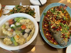 -鲁南仔·滕州炒鸡(经三路店)