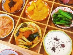 -轻蔬不用等·素食(江苏路店)
