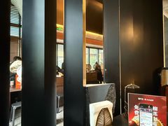 -铭牛烧肉·和牛海鲜自助(高新月牙湖店)